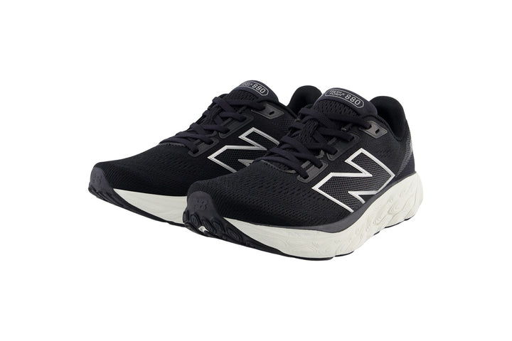 New Balance 880 v14 D Black/White Womens #color_black-multi-whites